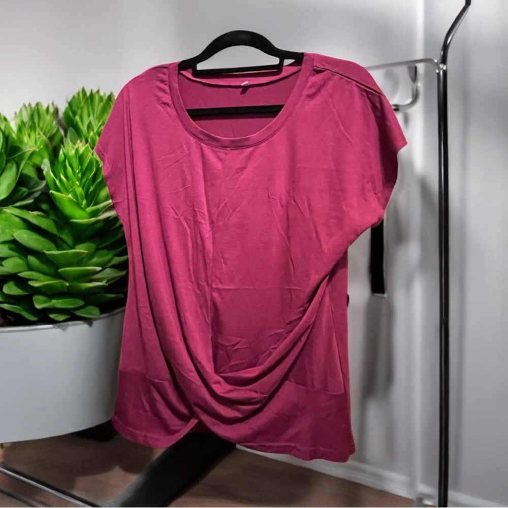 NWOT: size L P2P 22 length 28 boutique unbranded